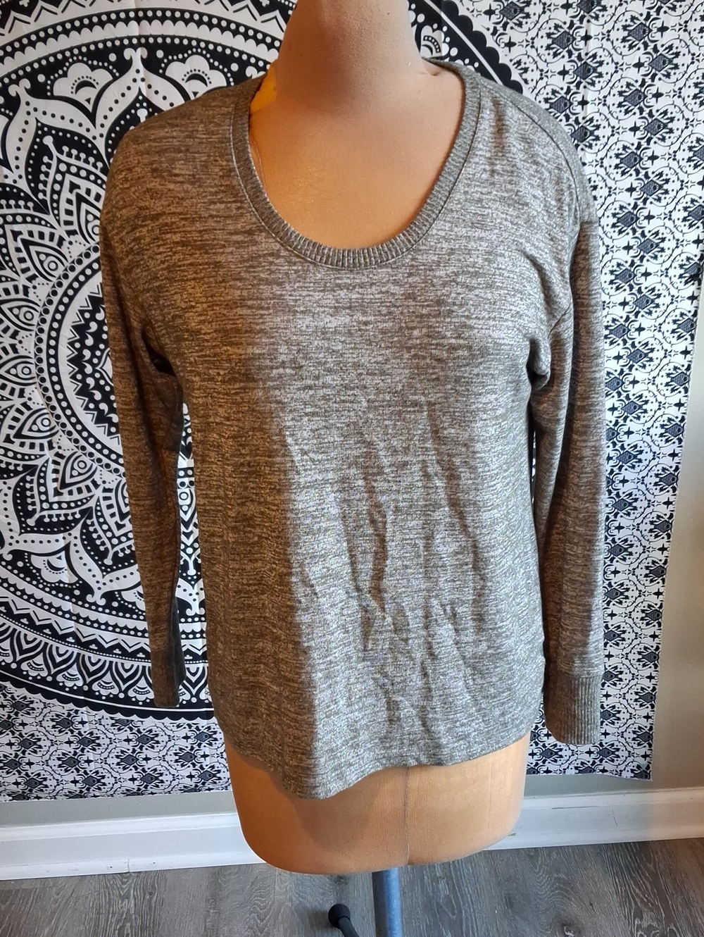 GAP Women's Gray Marled Scoop Neck Pullover